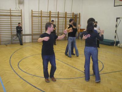 Kezdődik a tánciskola