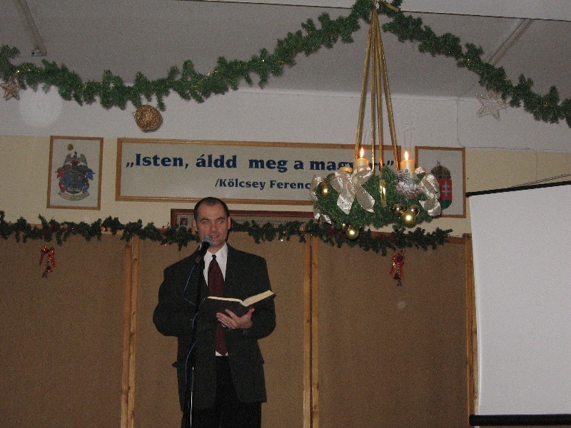 Adventi reggeli áhitat – 2010.12.06