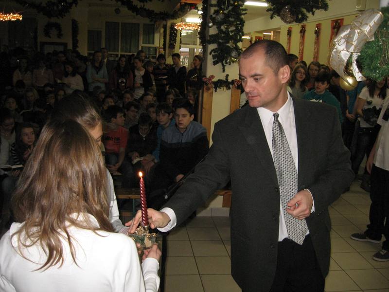 Adventi reggeli áhitatok – 2011.11.28-12.01