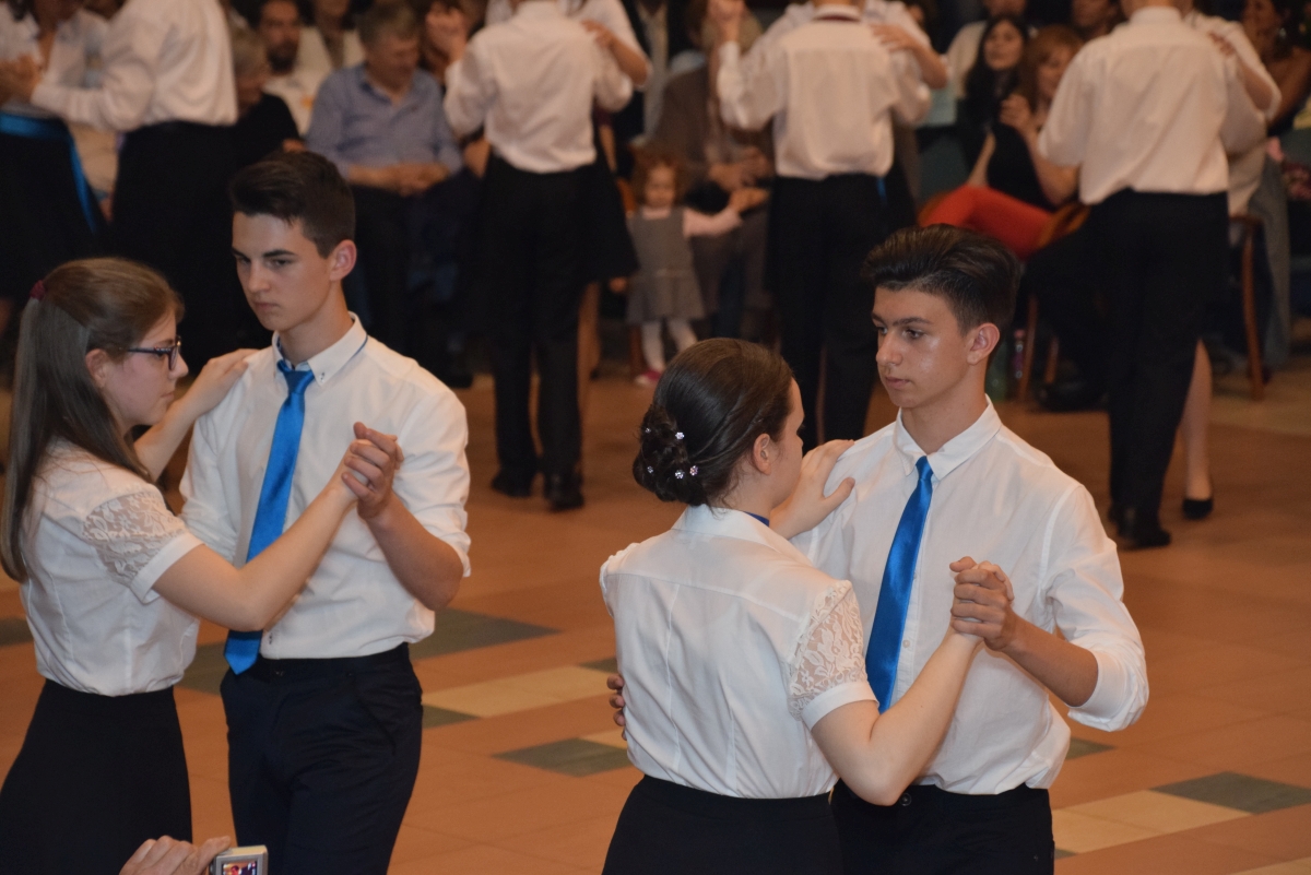 Kezdődik a tánciskola