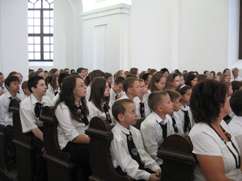 Az egyházi köznevelési intézmény működésére sajátos szabályok vonatkoznak