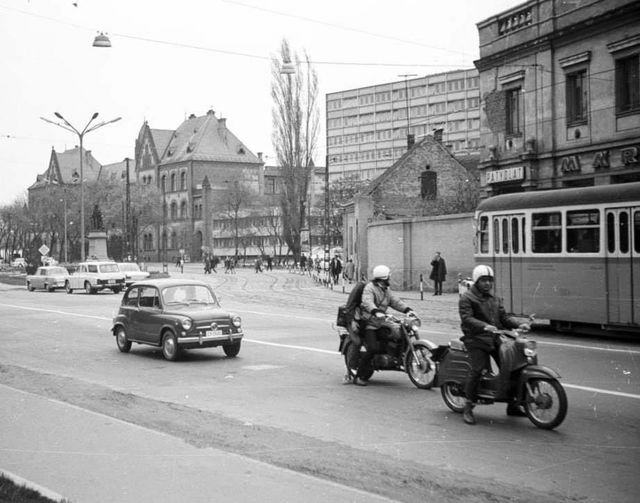 Öregdiákok emlékei – Iskolánk története